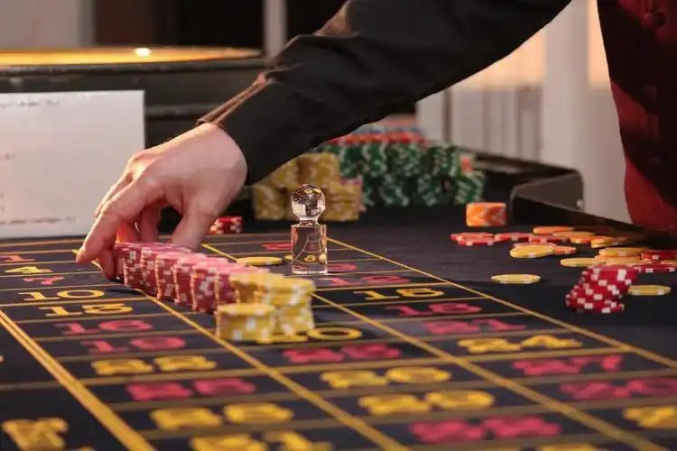 Ilustrasi pengguna pasang taruhan di platform kuliner4d